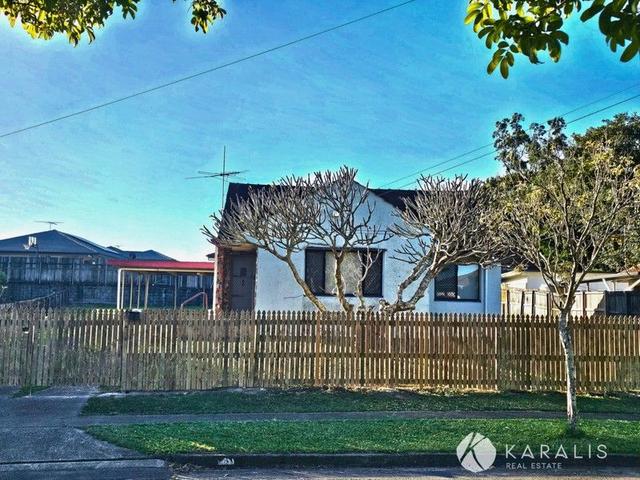 8 Buddleia Street, QLD 4077