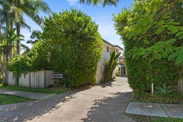 2/15 Grosvenor St, QLD 4105