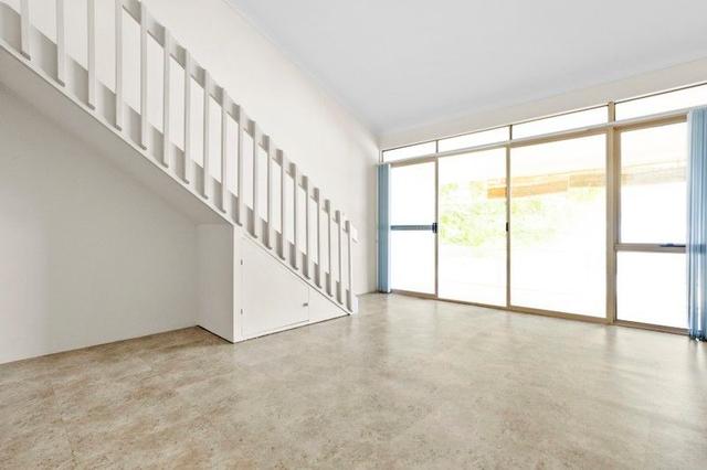 7/13 Jenkins  Street, NSW 2097