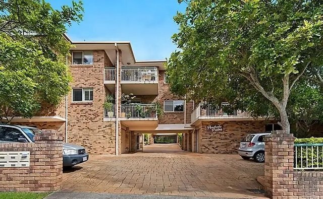 8/120 Pembroke Road, QLD 4151