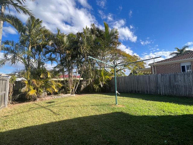 2/10 Annette Court, QLD 4215
