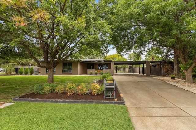 4 Gunyah Place, NSW 2650