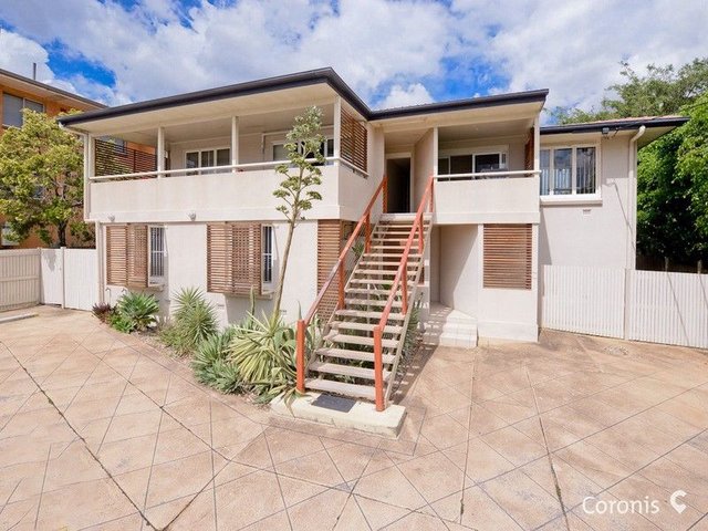 12/30 Villa Street, QLD 4103