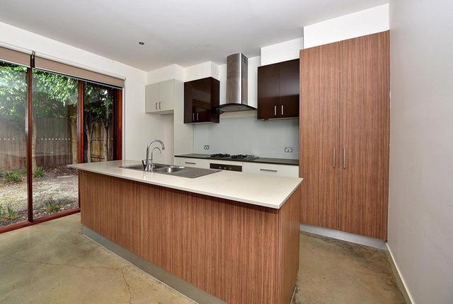 2/29 Virginia Street, VIC 3149