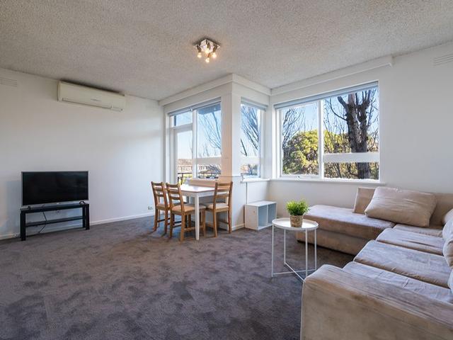 125 Alma Road, VIC 3183