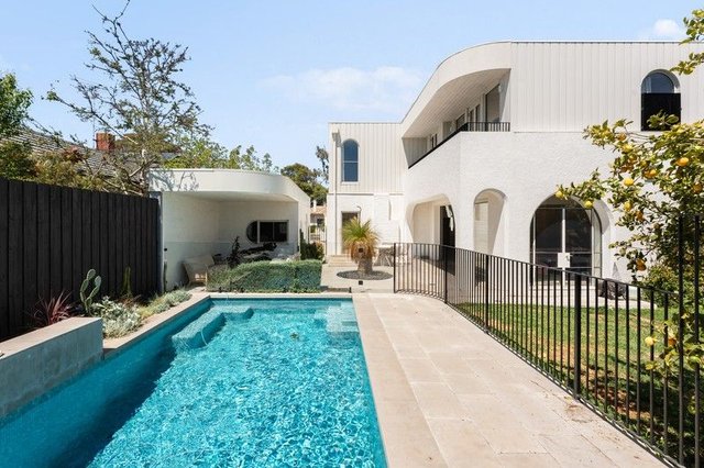 8 Glendora Avenue, VIC 3186