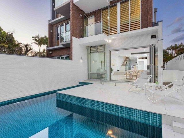 1/42 Peak Avenue, QLD 4217