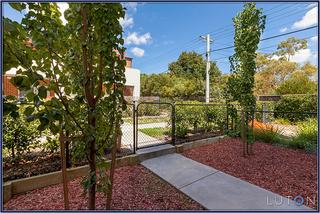 Courtyard (2015-10-02)