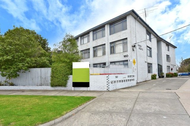 1/160 Napier Street, VIC 3040