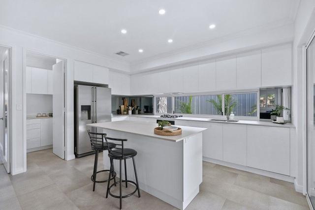 1 Angus Court, WA 6023