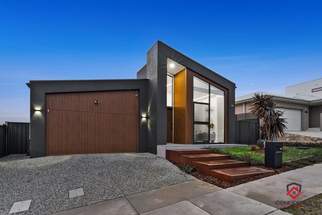 14 Laurel Martyn View, ACT 2611