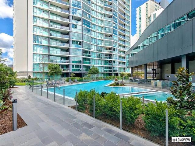 20703/8 Harbour Road, QLD 4007