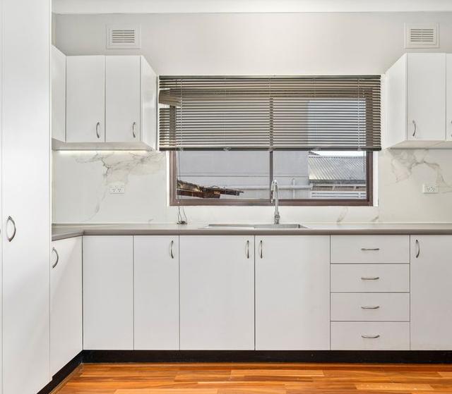 30 Tobys Blvd, NSW 2170