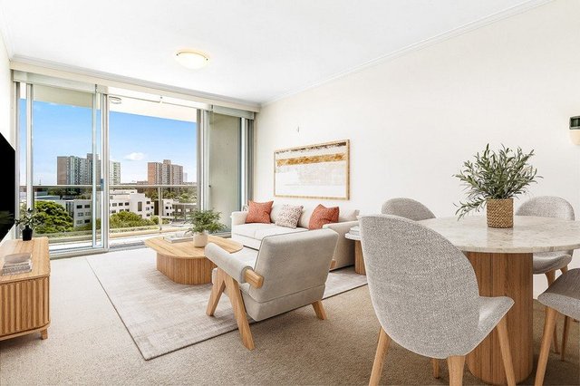 131/804 Bourke Street, NSW 2017