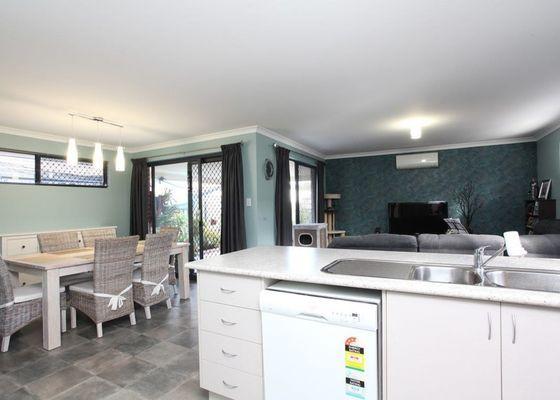 16 Thaxted Street, WA 6170