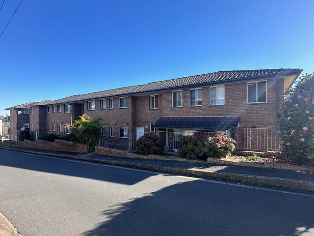 Unit 2/42 St Albans St, NSW 2046