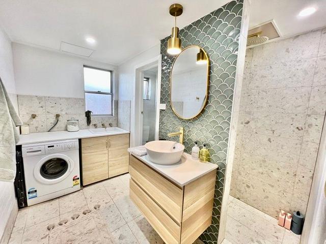2/2 Limpet Crescent, WA 6722