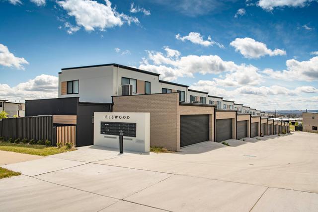 27/22 Jelinek Street, ACT 2913