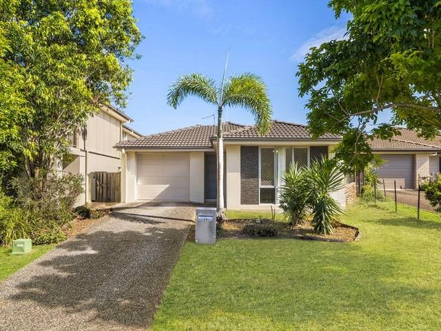 39 Bowerbird Crescent, QLD 4503