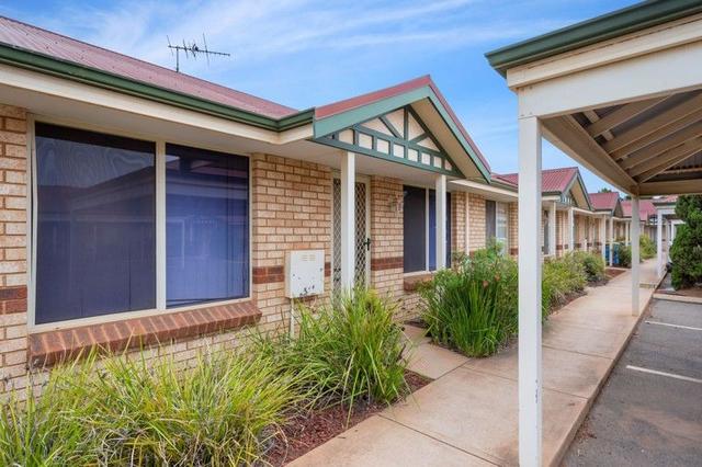 18/1 Ochiltree, WA 6430