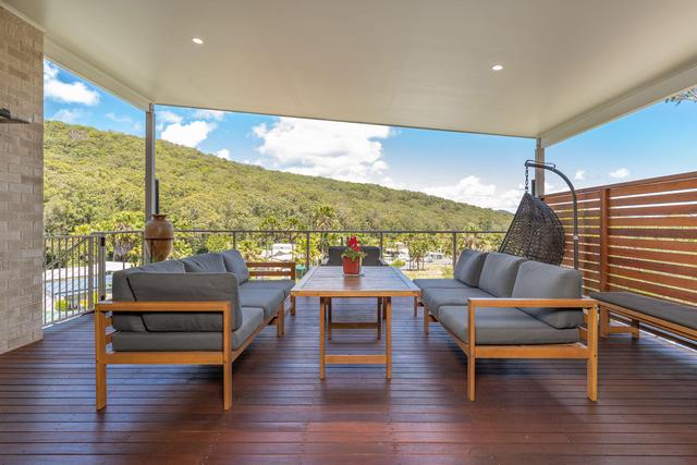 11 Reef Circuit, NSW 2428