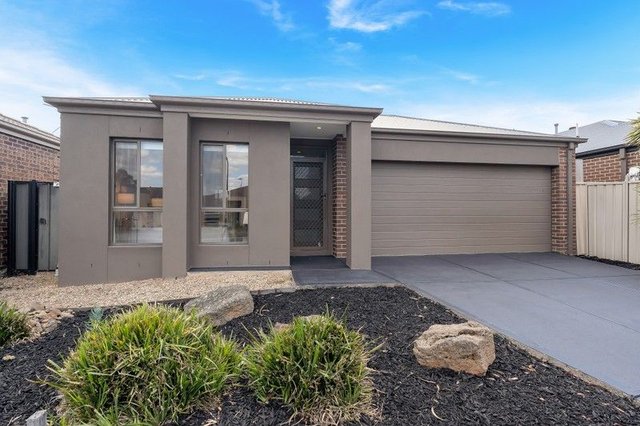 25 Woodford Street, VIC 3064
