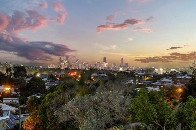 266 Edinburgh Castle Road, QLD 4012