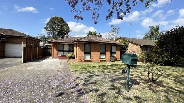21 Gerald Crescent, NSW 2767