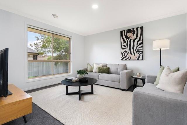 17 Swallow Street, NSW 2640