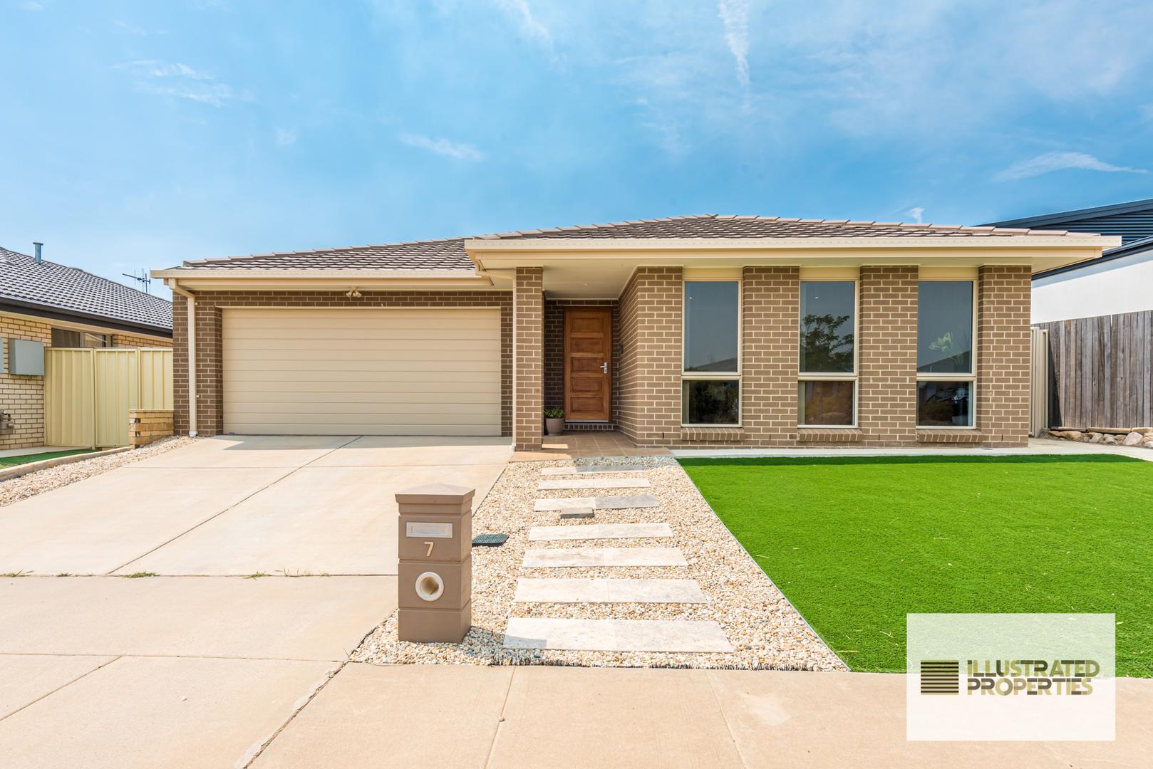 7 Clancy McKenna Crescent, Bonner ACT 2914 Allhomes