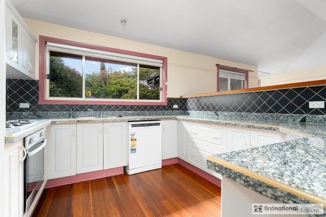 262 Peel Street, NSW 2795