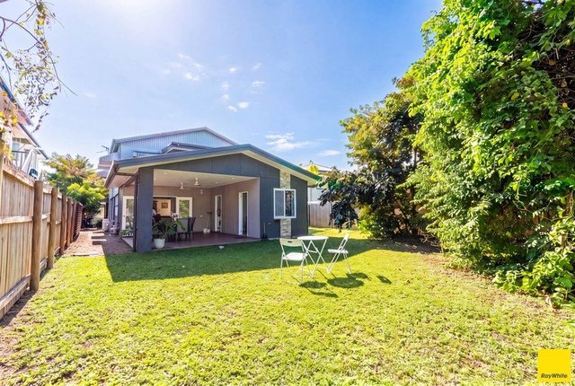 13 Allan Street, QLD 4870