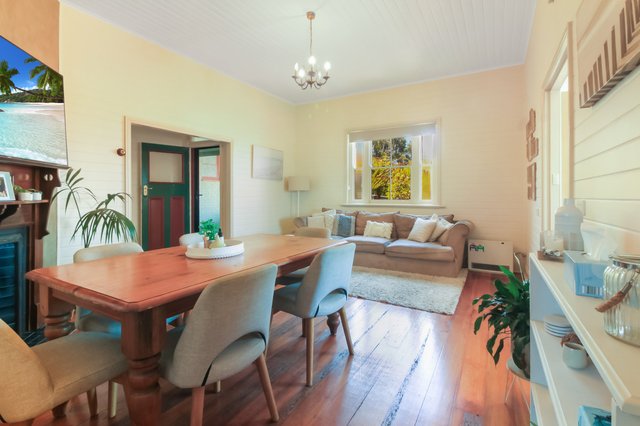 123 Military Road, NSW 2505