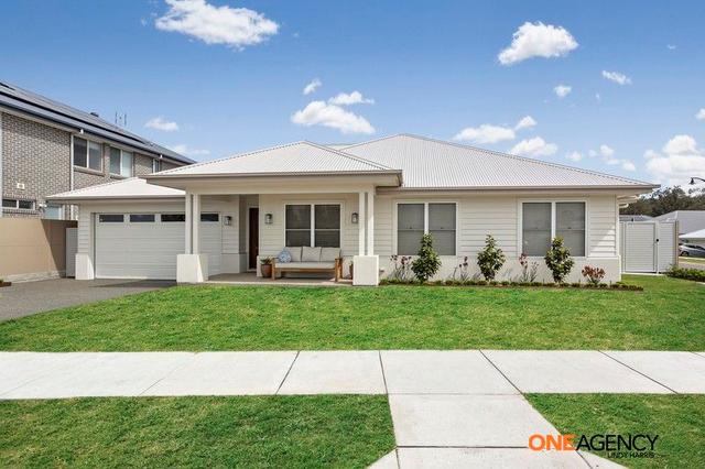 10 Ahern Crescent, NSW 2335