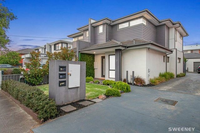 2/82 May Street, VIC 3025