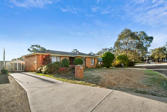 4 Chave Street, ACT 2615
