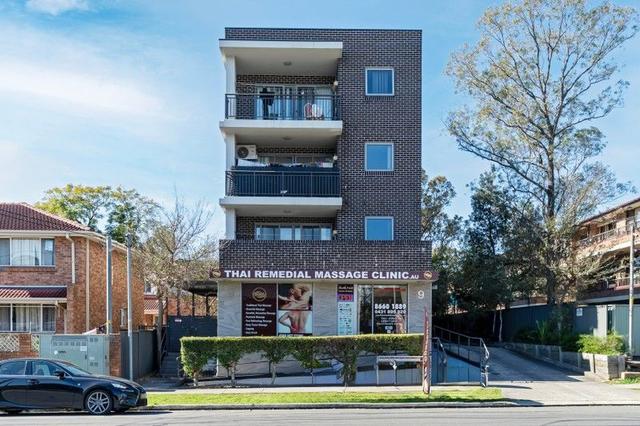 2/9 Blaxcell Street, NSW 2142