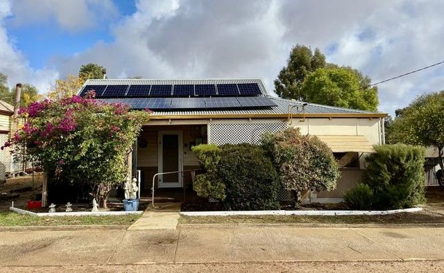 18 Cottrell St, WA 6461