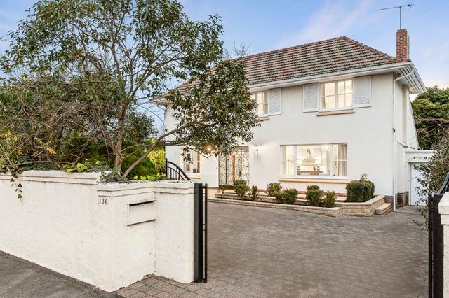 136 Mont Albert Road, VIC 3126