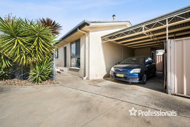 2/23 Wilson Street, VIC 3690
