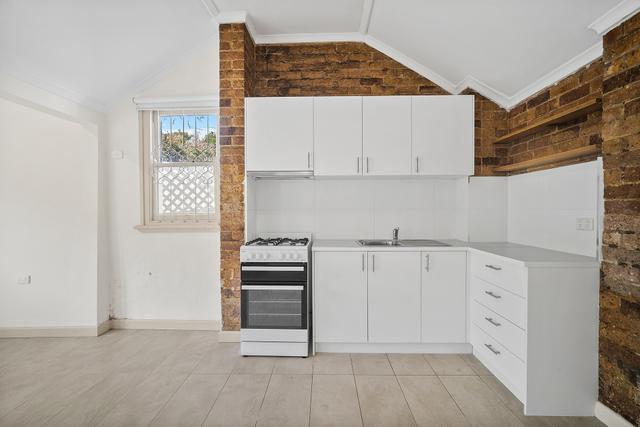 1/2 Pitt-Owen Avenue, NSW 2205