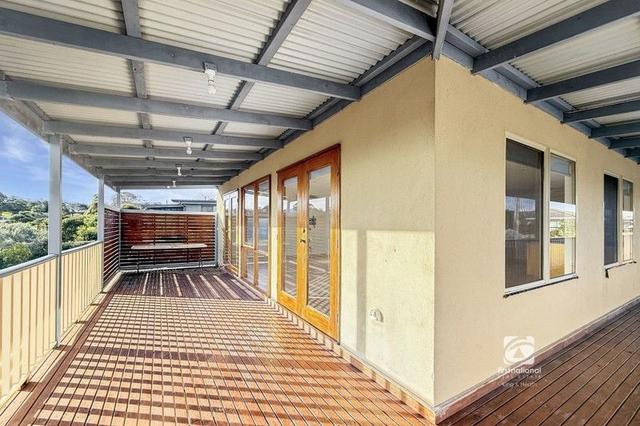 10 Uplands Avenue, VIC 3909