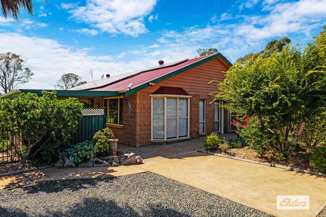 15 Glenduart Grove, NSW 2537