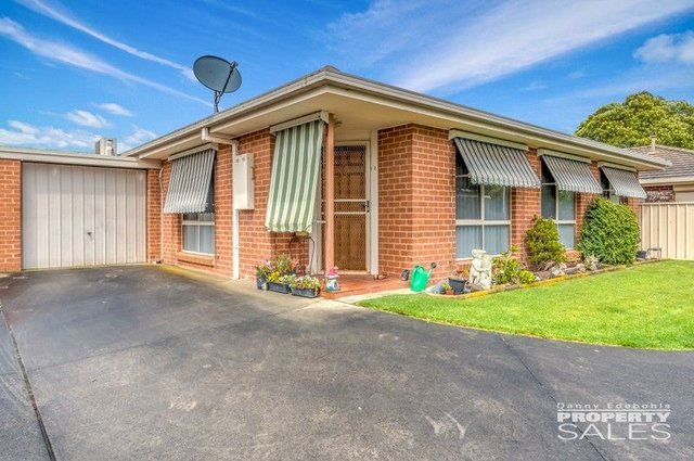 2/3 Saxtons Drive, VIC 3825