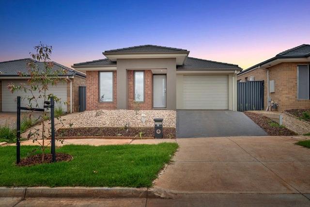 37 Adelong Bvd, VIC 3338