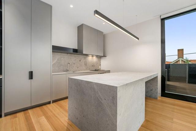 1/92 Brougham Street, VIC 3101