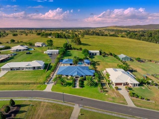 32 Peak Court, QLD 4306