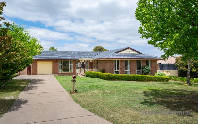10 Elphinstone Place, NSW 2795