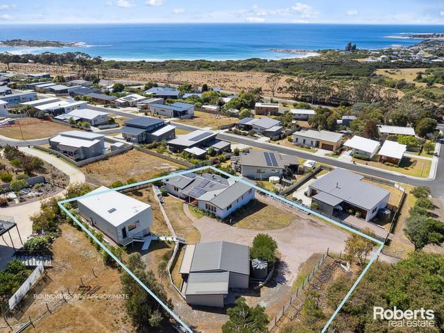 2 Seascape Avenue, TAS 7215