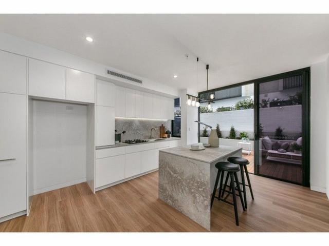 2/5 Llanfoyst Street, NSW 2031